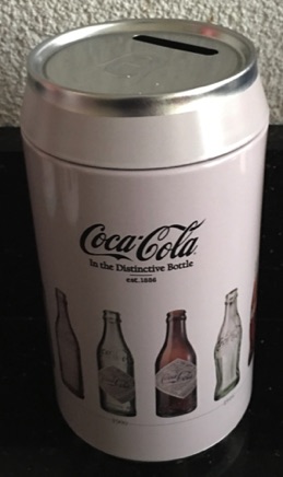 4976109-2 € 4,00 coca cola spaarpot H 17 cm d 8 cm.jpeg